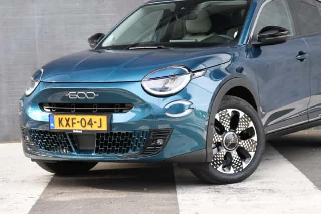 Fiat 600 (2025) thumbnail 2