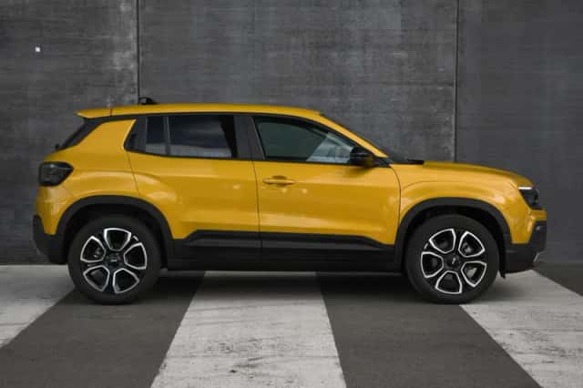 Jeep Avenger (2025) thumbnail 4