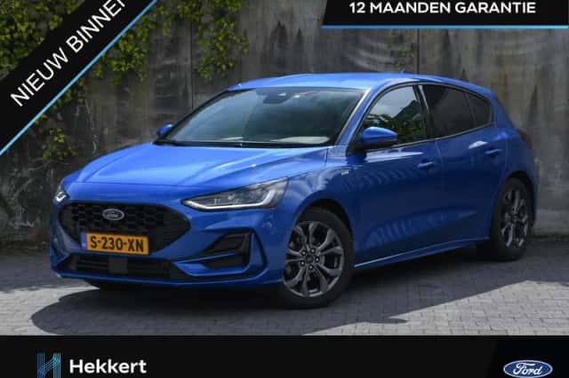 Ford Focus (2023) thumbnail 1