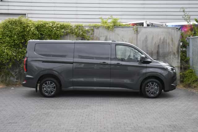 Ford E-Transit Custom (2026) thumbnail 4