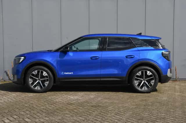 Ford Explorer (2026) thumbnail 3