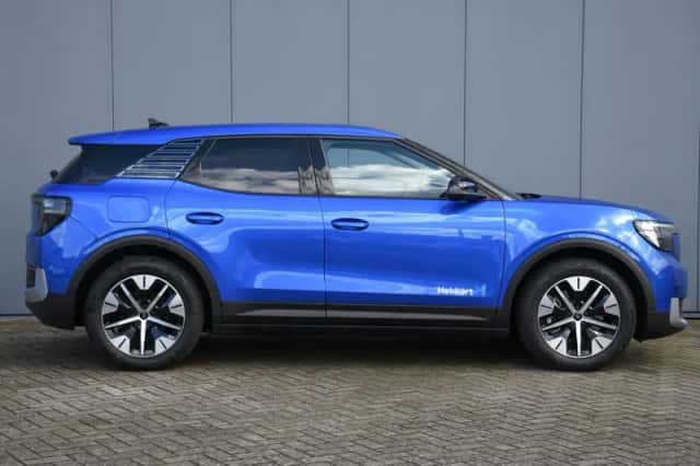Ford Explorer (2026) thumbnail 4