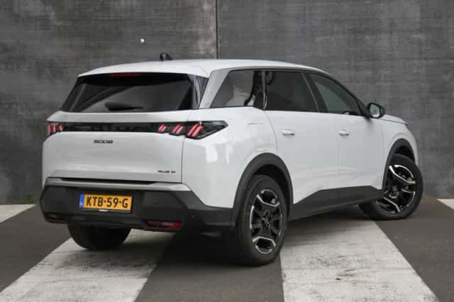 Peugeot 5008 (2026) thumbnail 5