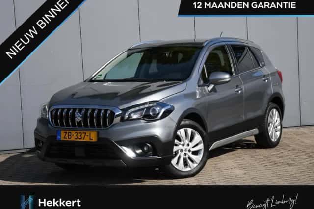 Suzuki S-Cross (2018) thumbnail 1