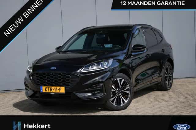 Ford Kuga (2023) thumbnail 1