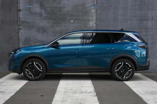 Peugeot 5008 (2026) thumbnail 3