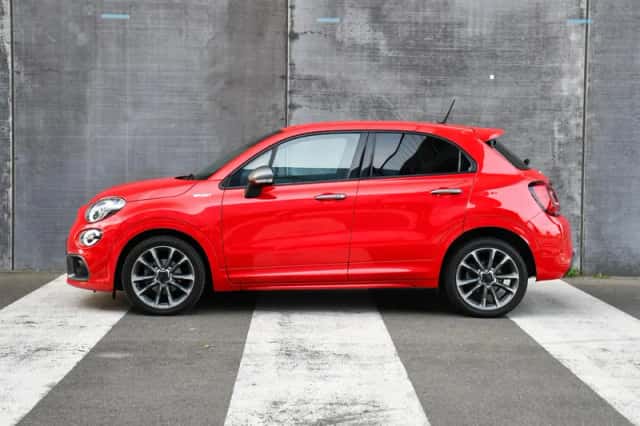 Fiat 500X (2020) thumbnail 3