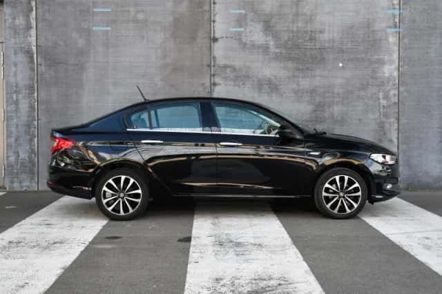Fiat Tipo (2017) thumbnail 4