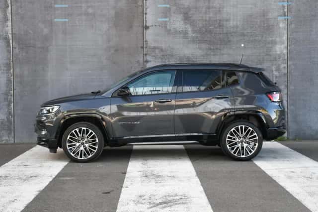 Jeep Compass (2025) thumbnail 3