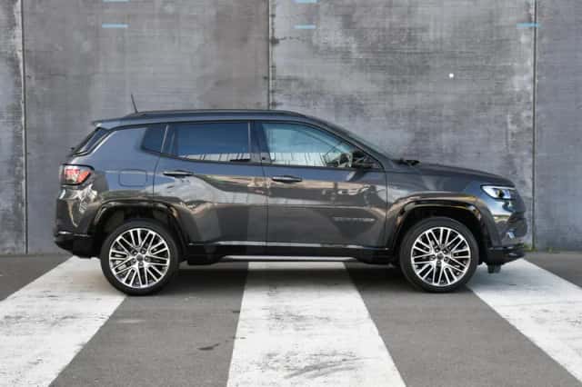 Jeep Compass (2025) thumbnail 4