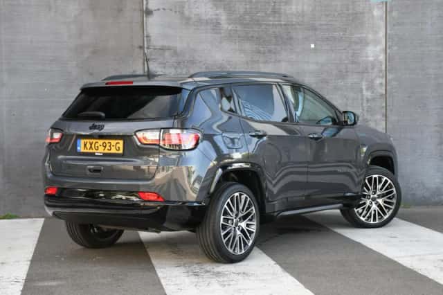 Jeep Compass (2025) thumbnail 5