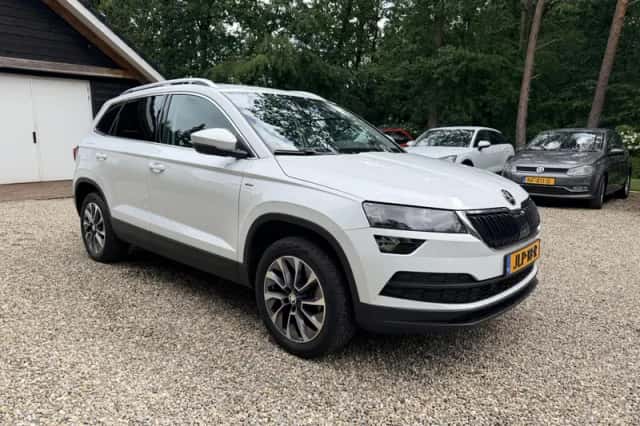 Škoda Karoq (2020) thumbnail 2