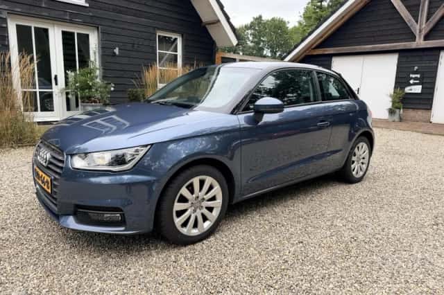 Audi A1 (2015) thumbnail 1