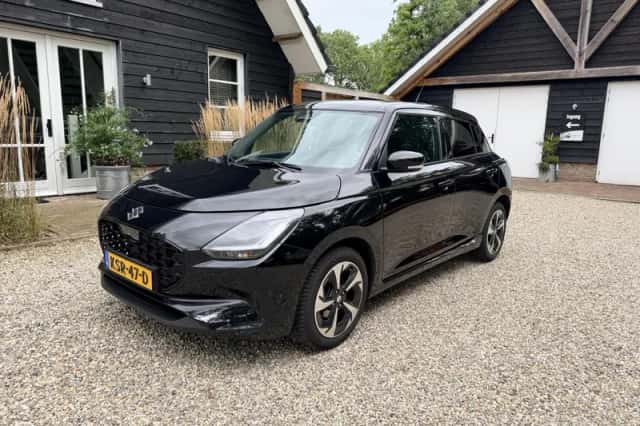 Suzuki Swift (2025) thumbnail 1