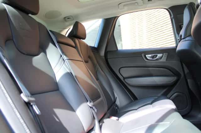 Volvo XC60 (2021) thumbnail 6