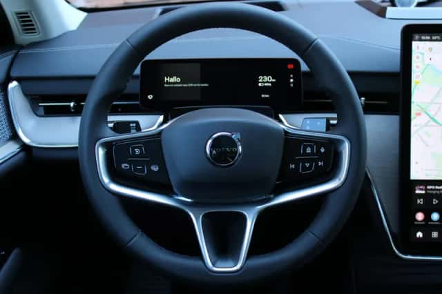 Volvo EX90 (2026) thumbnail 5