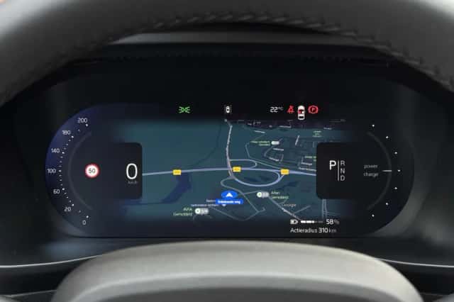 Volvo EX40 (2026) thumbnail 6