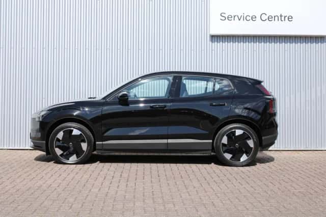 Volvo EX30 (2025) thumbnail 4