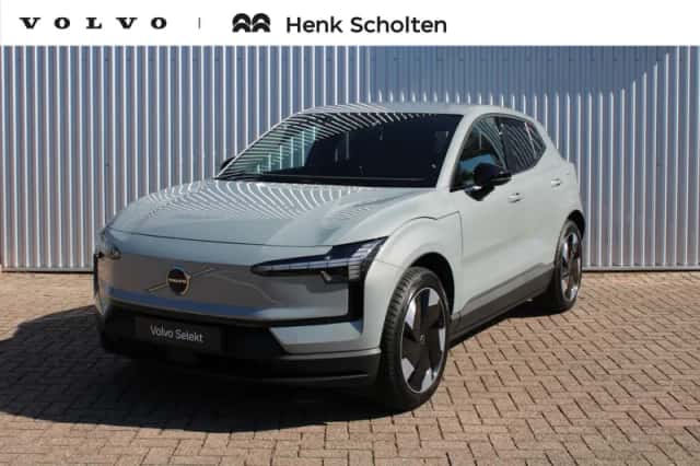 Volvo EX30 (2025) thumbnail 1