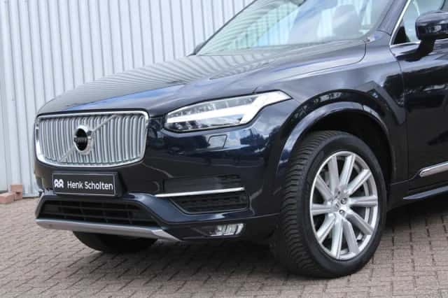 Volvo XC90 (2019) thumbnail 2