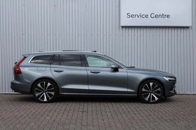 Volvo V60 (2021) thumbnail 6