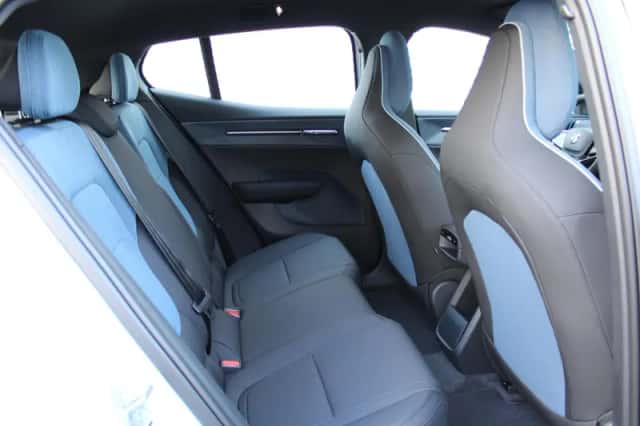 Volvo EX30 (2026) thumbnail 6