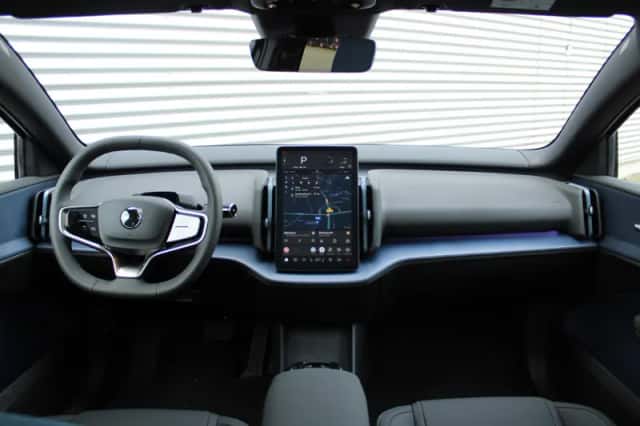 Volvo EX30 (2026) thumbnail 4