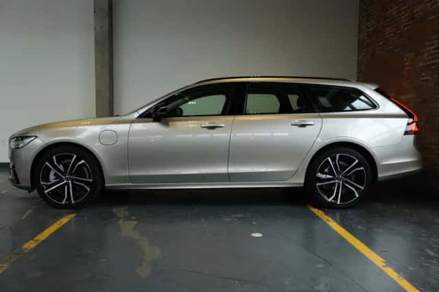 Volvo V90 (2025) thumbnail 6