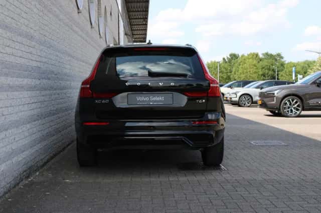 Volvo XC60 (2025) thumbnail 5