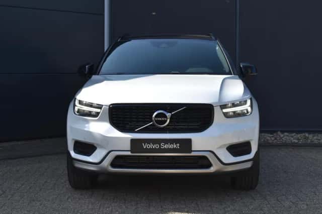 Volvo XC40 (2022) thumbnail 6