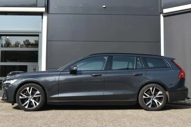 Volvo V60 (2019) thumbnail 6