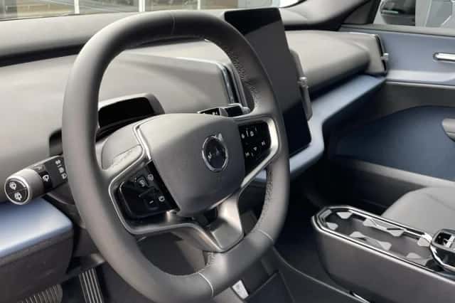 Volvo EX30 (2026) thumbnail 6