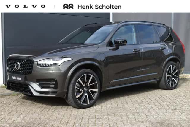 Volvo XC90 (2022) thumbnail 1