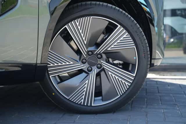 Lynk & Co 08 (2026) thumbnail 6