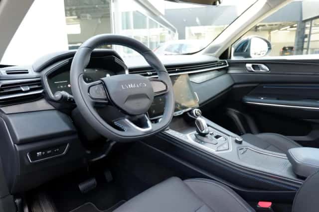 Lynk & Co 01 (2022) thumbnail 3