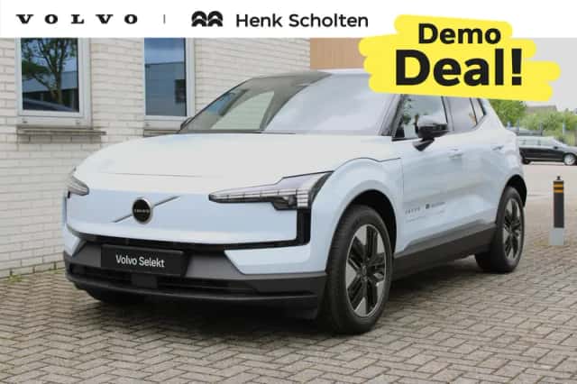 Volvo EX30 (2026) thumbnail 1