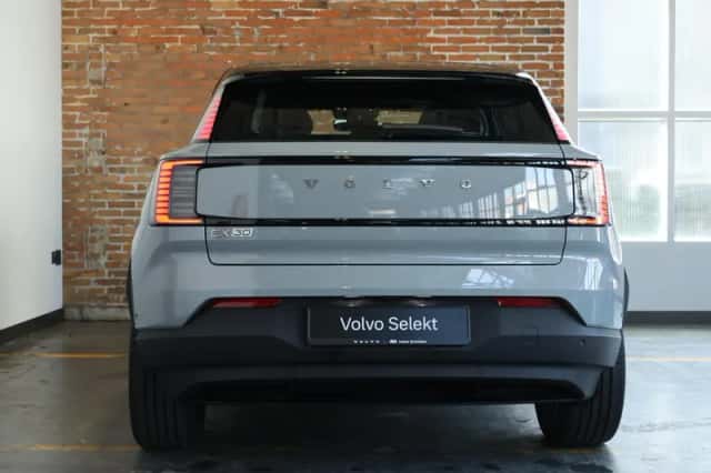 Volvo EX30 (2026) thumbnail 6