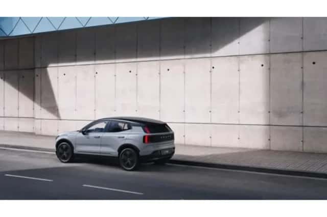 Volvo EX30 (2026) thumbnail 4