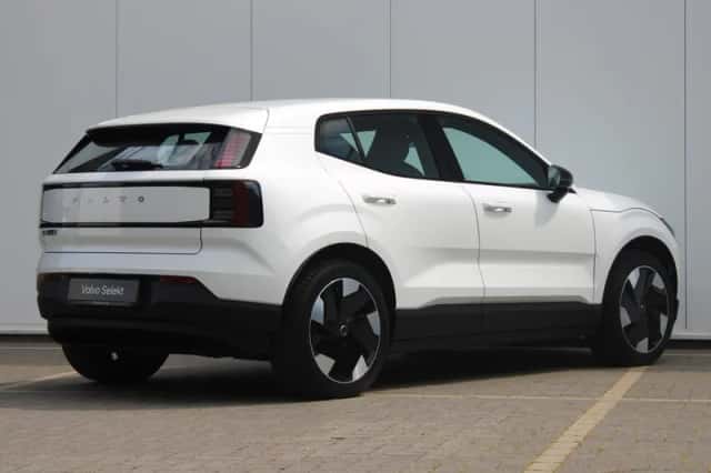 Volvo EX30 (2025) thumbnail 2