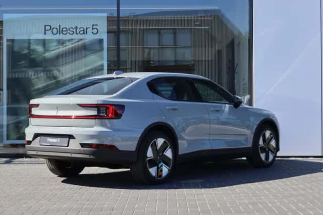 Polestar 2 (2026) thumbnail 2