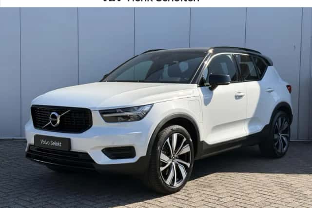 Volvo XC40 (2021) thumbnail 1