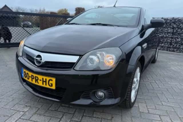 Opel Tigra (2004) thumbnail 6
