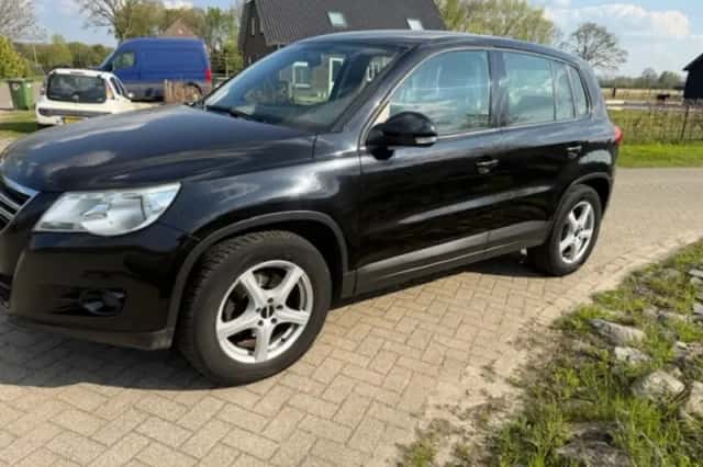 Volkswagen Tiguan (2008) thumbnail 5