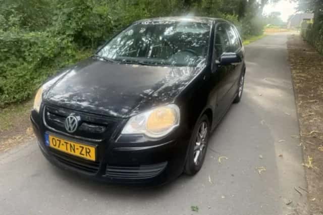Volkswagen Polo (2006) thumbnail 1