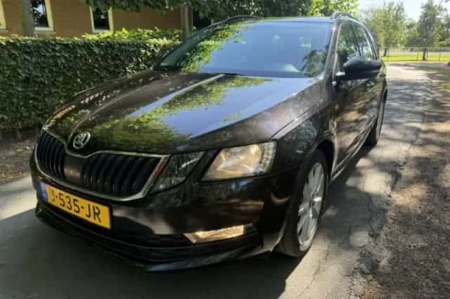 Škoda Octavia (2020) thumbnail 2