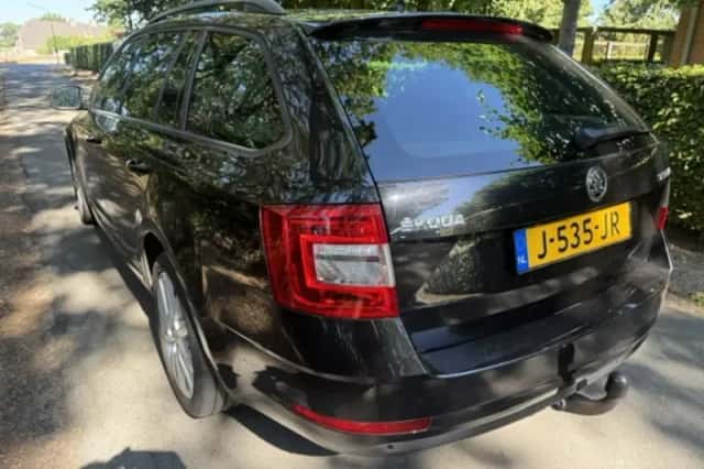 Škoda Octavia (2020) thumbnail 4