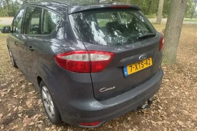 Ford C-Max (2014) thumbnail 3