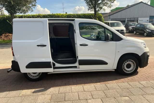 Citroën Berlingo (2022) thumbnail 3