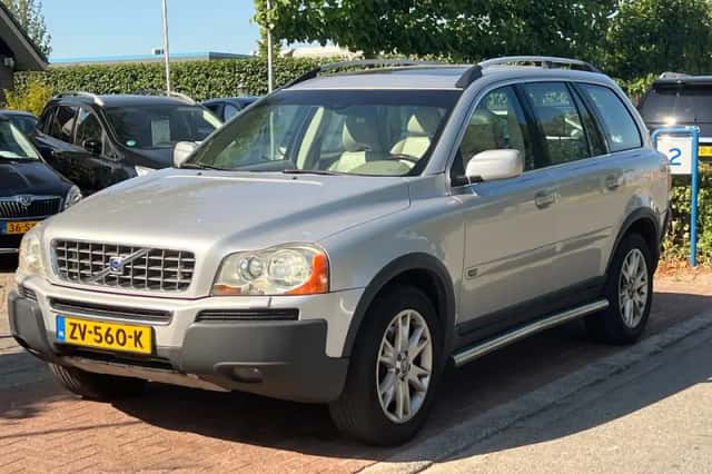 Volvo XC90 (2005) thumbnail 2