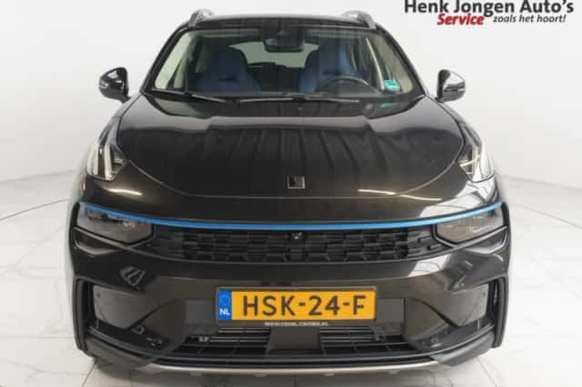 Lynk & Co 01 (2022) thumbnail 3